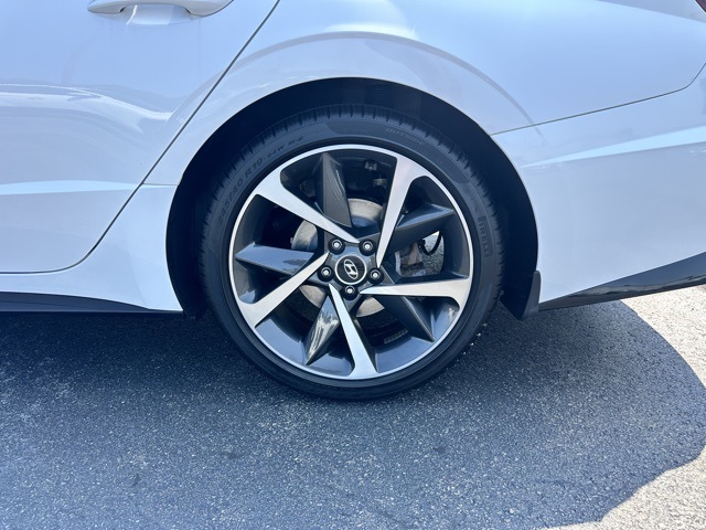 2022 Quartz White Hyundai Sonata SEL Plus FWD Sedan