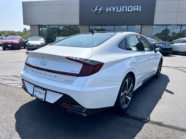 2022 Quartz White Hyundai Sonata SEL Plus FWD Sedan