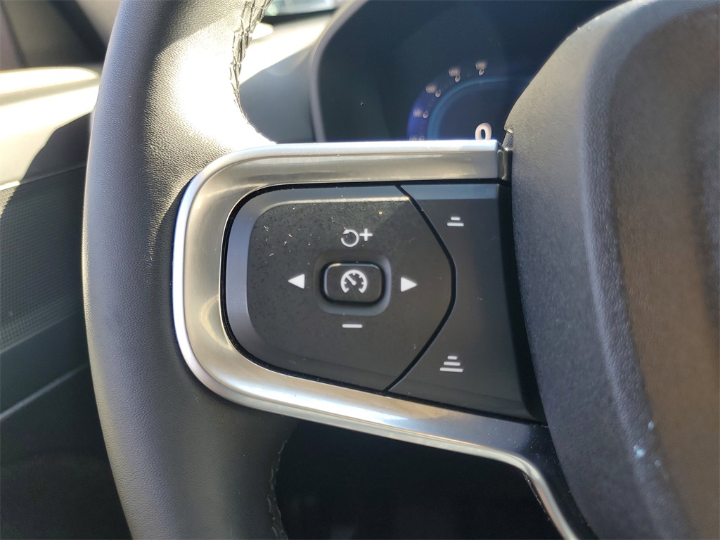 used 2025 Volvo XC40 car, priced at $28,995