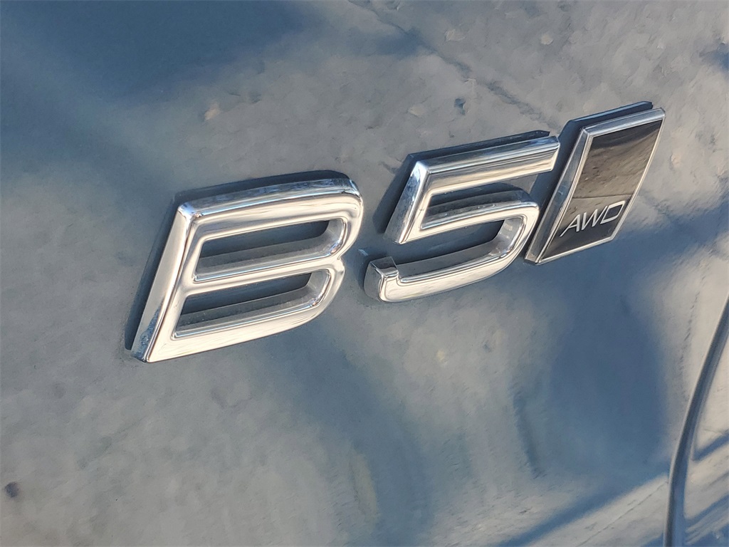 used 2025 Volvo XC40 car, priced at $28,995