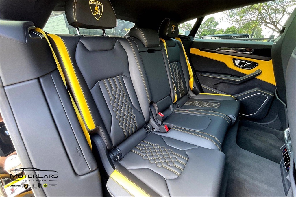 2025 Lamborghini Urus AWD SUV