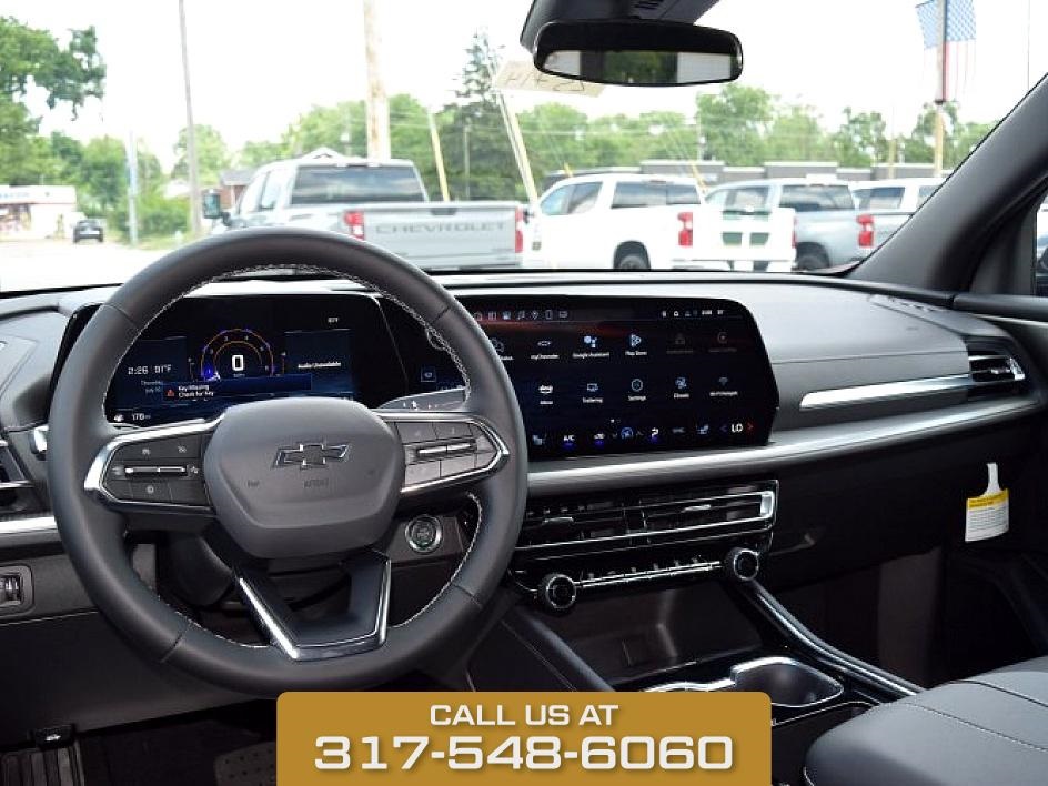 2025 Radiant Red Chevrolet Traverse LT FWD SUV
