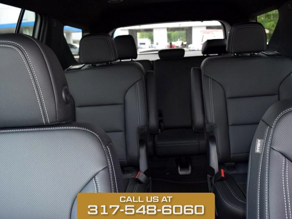 2025 Radiant Red Chevrolet Traverse LT FWD SUV