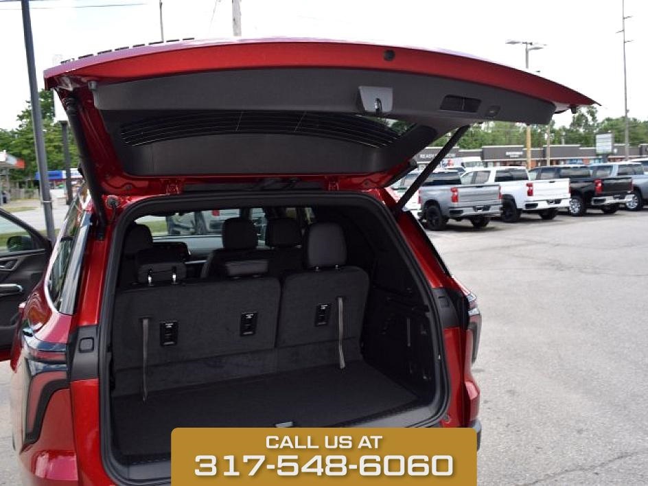2025 Radiant Red Chevrolet Traverse LT FWD SUV