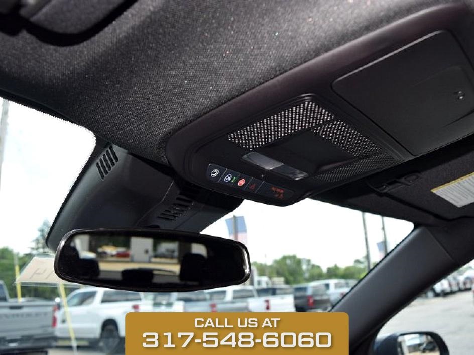 2025 Radiant Red Chevrolet Traverse LT FWD SUV