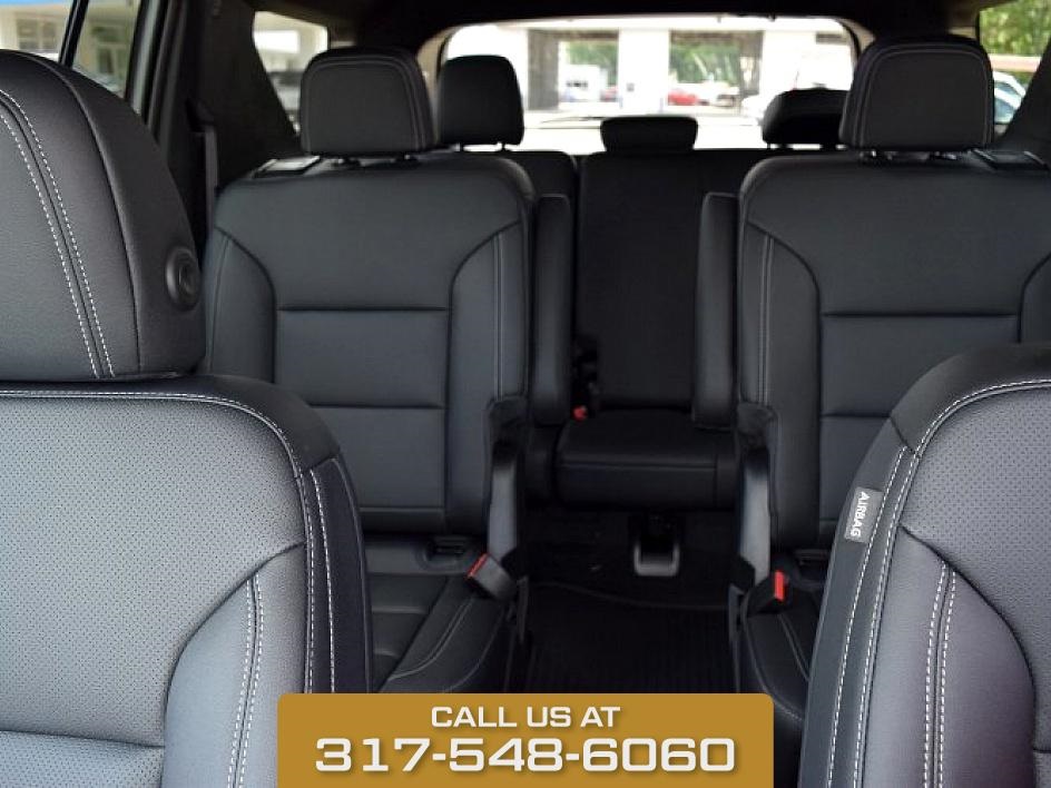 2025 Radiant Red Chevrolet Traverse LT FWD SUV