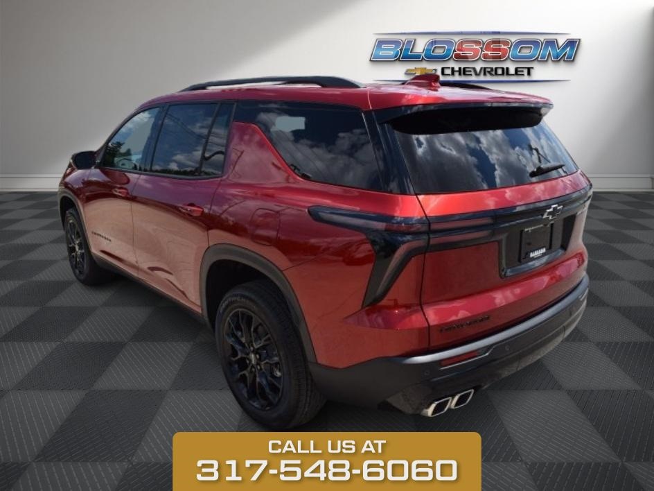 2025 Radiant Red Chevrolet Traverse LT FWD SUV