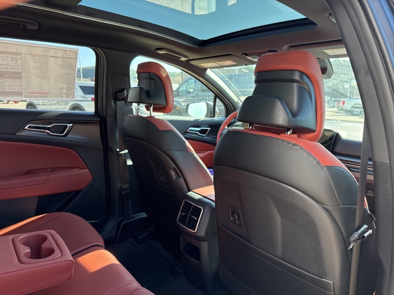2026 Kia Sportage photo 13