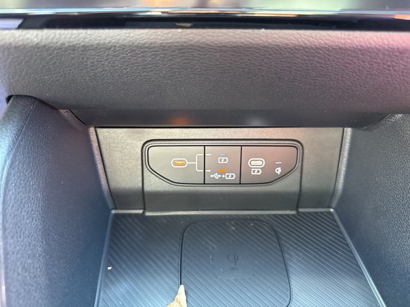 2026 Kia Sportage photo 37
