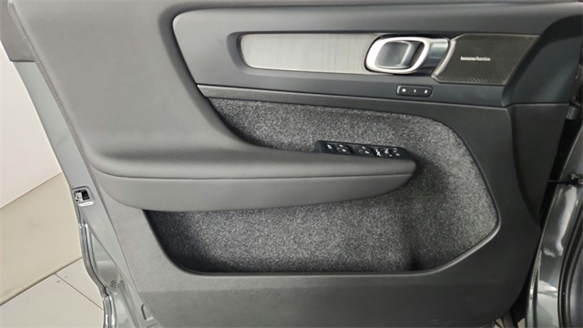 new 2026 Volvo XC40 car, priced at $57,920