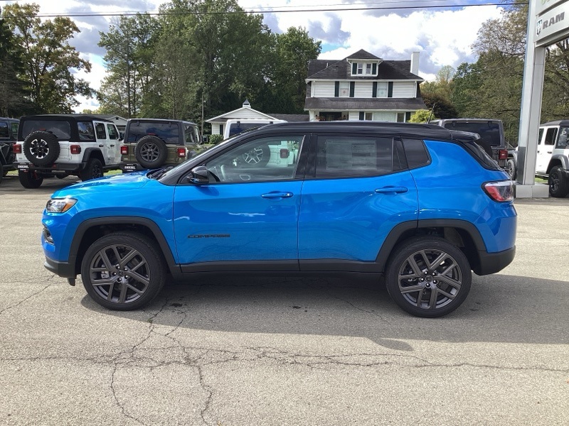 2026 Jeep Compass Limited photo 4