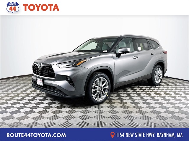 2026 Toyota Highlander Limited's photo