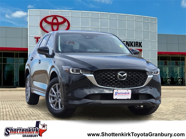 2024 Mazda CX-5 S Select Package's photo