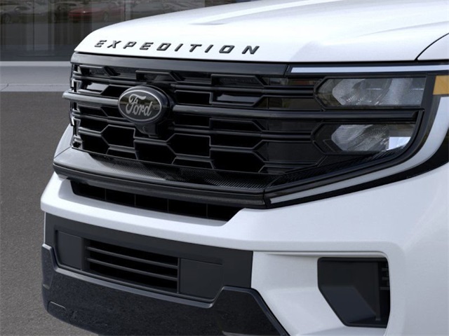 2025 Star White Metallic Tri-Coat Ford Expedition Platinum 4X4 SUV