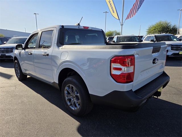 New 2025 Ford Maverick XLT 4D Crew Cab
