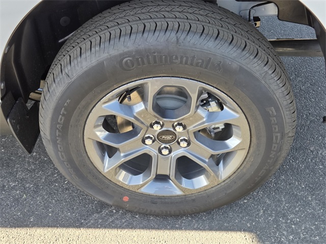 New 2025 Ford Maverick XLT 4D Crew Cab