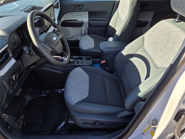 New 2025 Ford Maverick XLT 4D Crew Cab