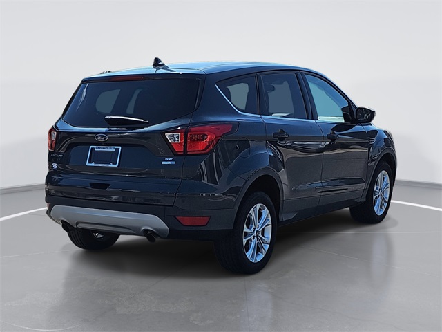 2019 Ford Escape SE photo 3