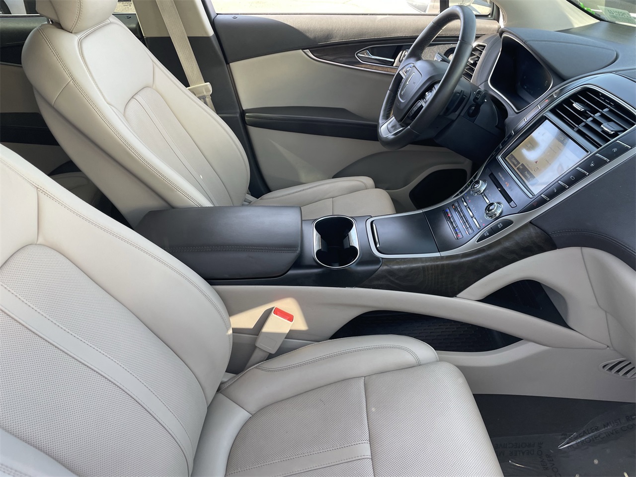 used 2020 Lincoln Nautilus car, priced at $23,994