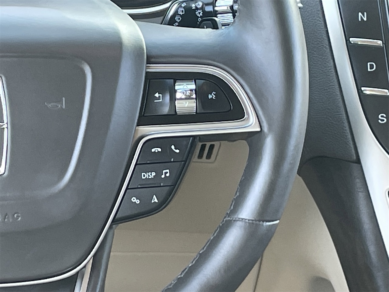 used 2020 Lincoln Nautilus car, priced at $23,994