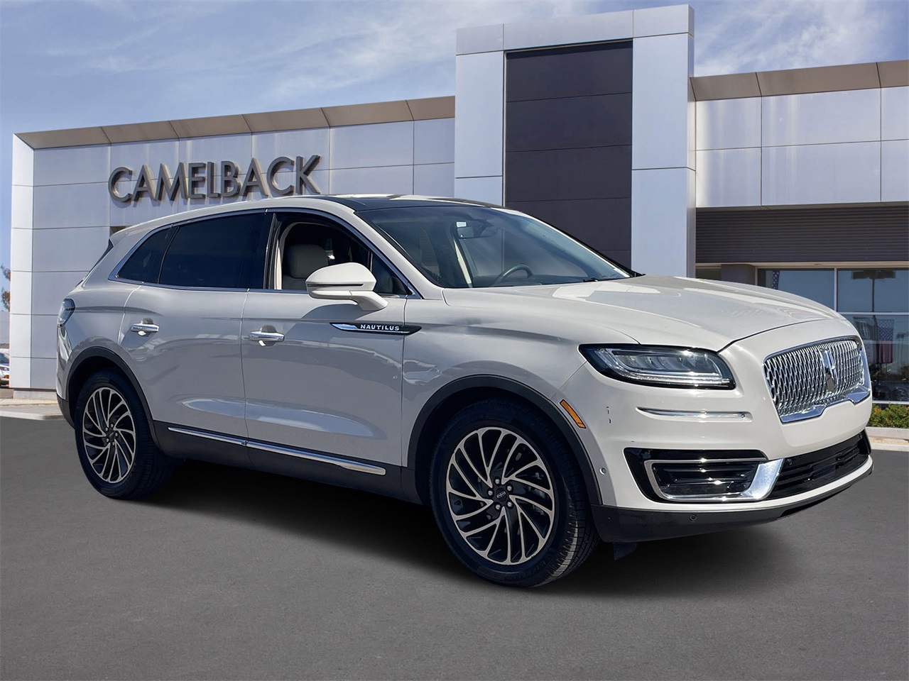 used 2020 Lincoln Nautilus car, priced at $23,994