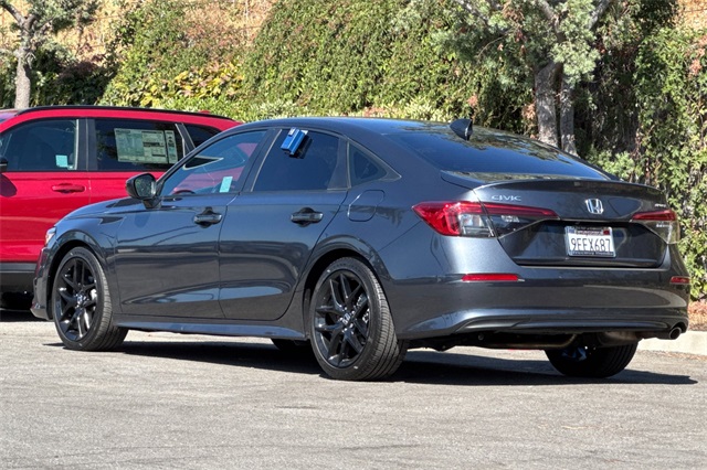 2023 Honda Civic Sport photo 4