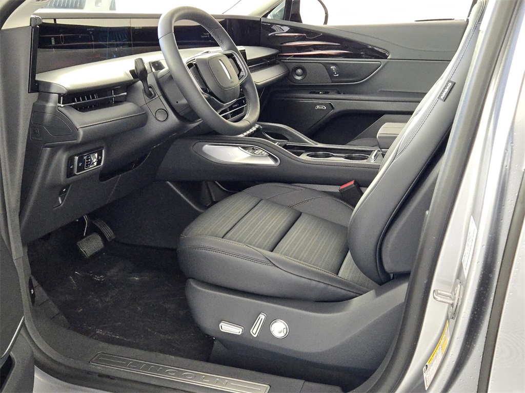 new 2026 Lincoln Nautilus car, priced at $63,302