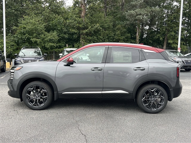 2025 Nissan Kicks SR photo 4