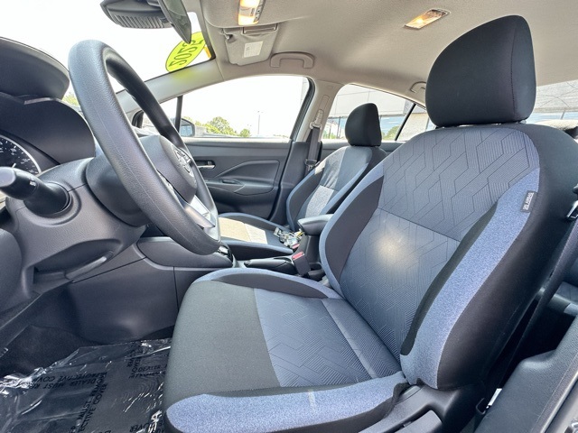 2025 Gun Metallic Nissan Versa 1.6 SV FWD Sedan