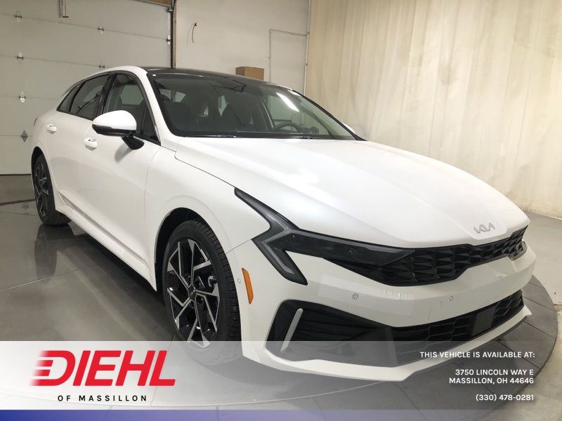 2026 Kia K5 EX's photo