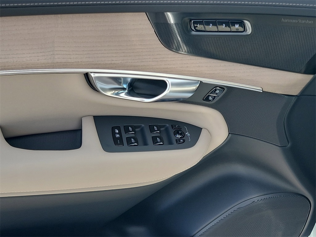 new 2026 Volvo XC90 car, priced at $72,145