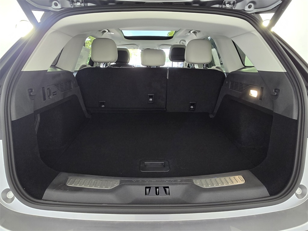 new 2026 Lincoln Nautilus car, priced at $63,302