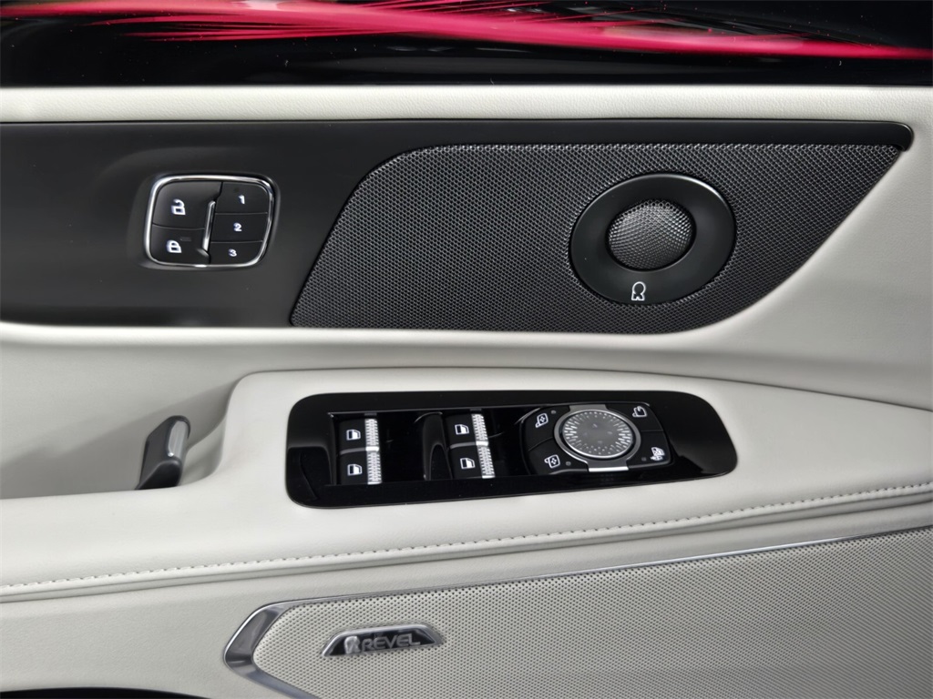 new 2026 Lincoln Nautilus car, priced at $63,302