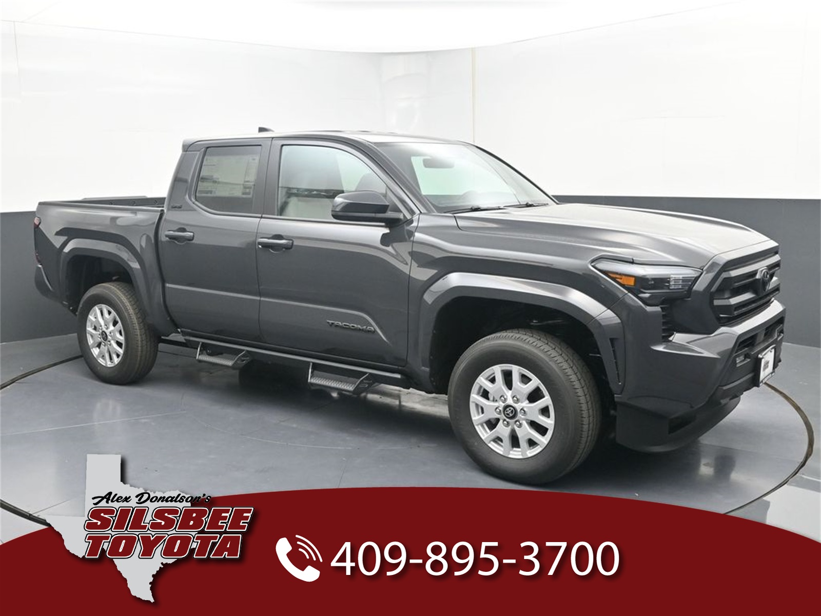 2026 Toyota Tacoma SR5's photo