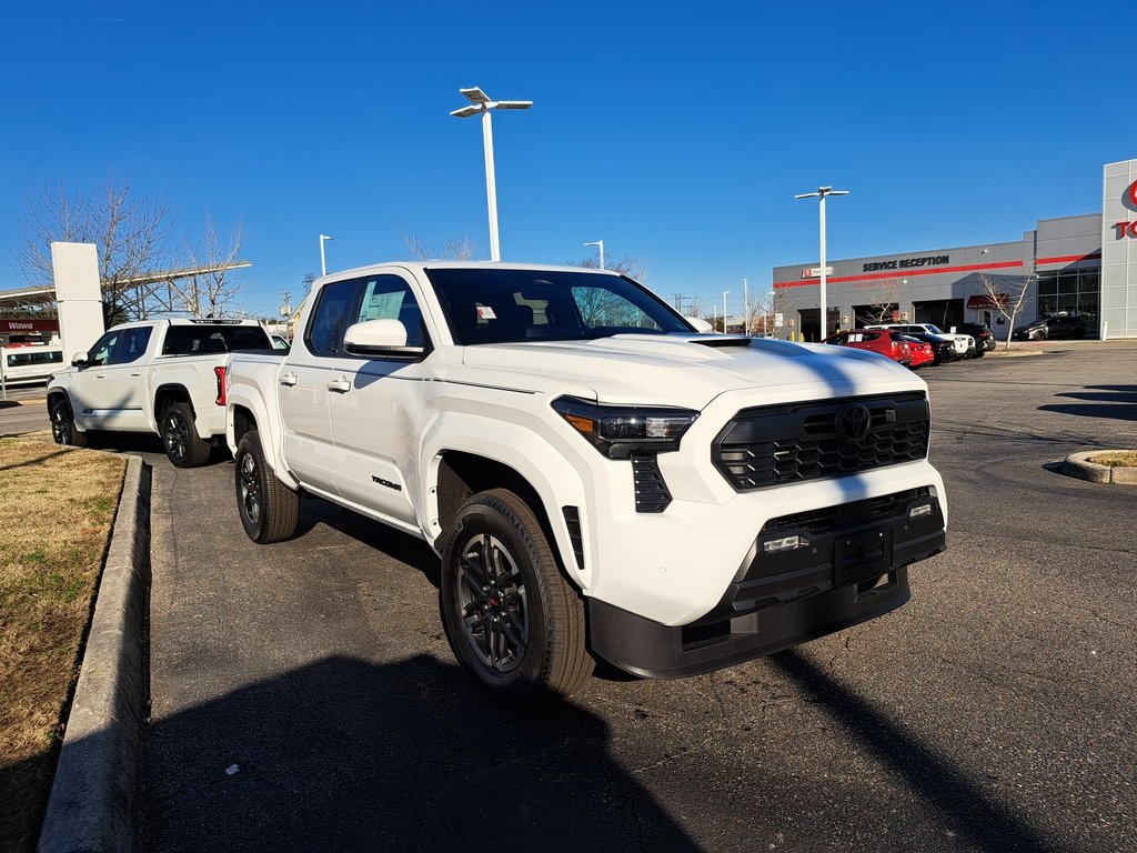 2025 Toyota Tacoma SR/SR5/TRD Sport/TRD Off Road/Limited Double Cab 4WD 4
