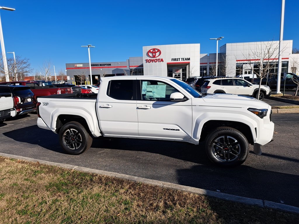 2025 Toyota Tacoma SR/SR5/TRD Sport/TRD Off Road/Limited Double Cab 4WD 5