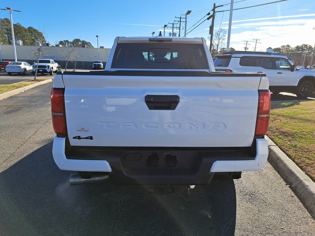 2025 Toyota Tacoma SR/SR5/TRD Sport/TRD Off Road/Limited Double Cab 4WD 7