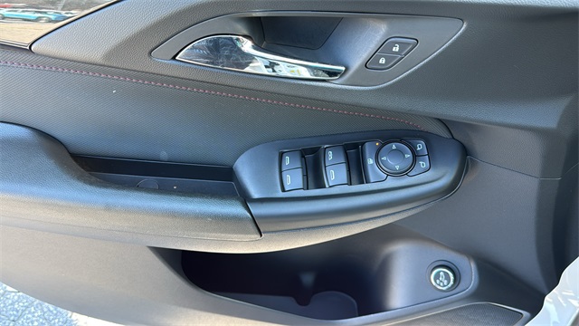 used 2023 Chevrolet TrailBlazer car, priced at $26,889