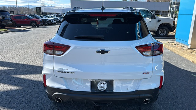 used 2023 Chevrolet TrailBlazer car, priced at $26,889