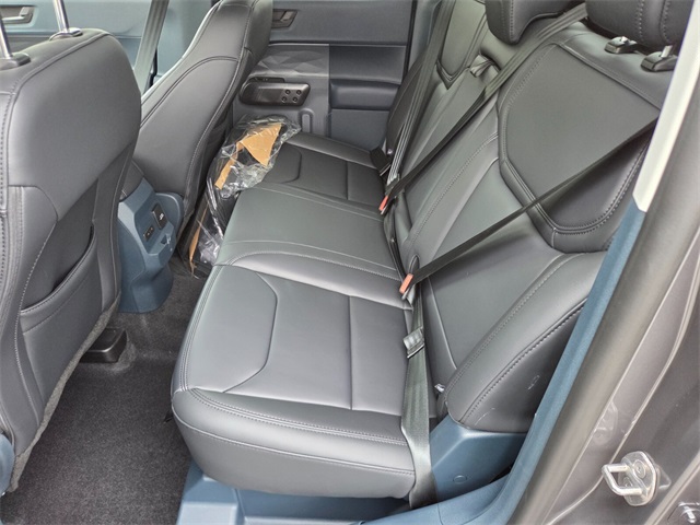 New 2025 Ford Maverick Lariat 4D Crew Cab