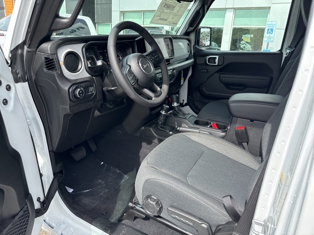 2025 Jeep Gladiator Sport S photo 10