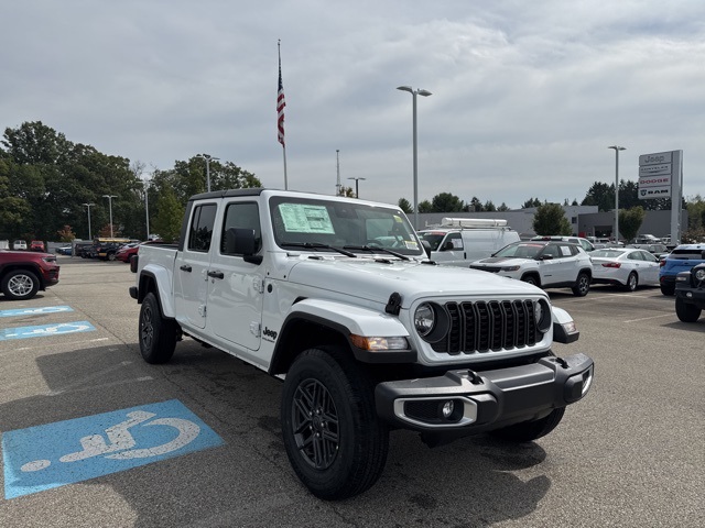 2025 Jeep Gladiator Sport S photo 5