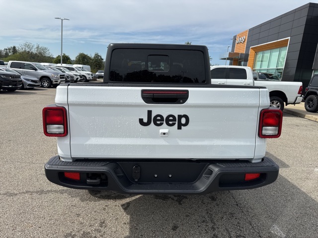 2025 Jeep Gladiator Sport S photo 7