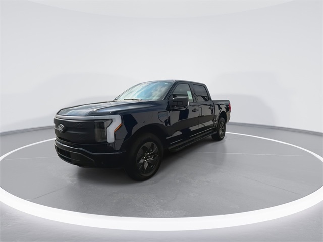 2025 Ford F-150 Lightning photo 4