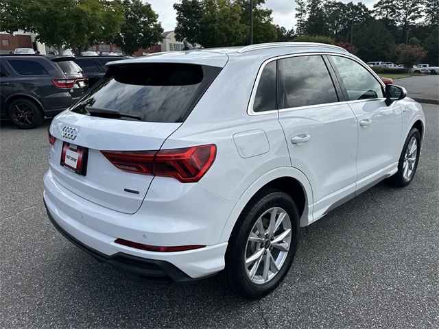 2023 Audi Q3 S line Premium photo 4