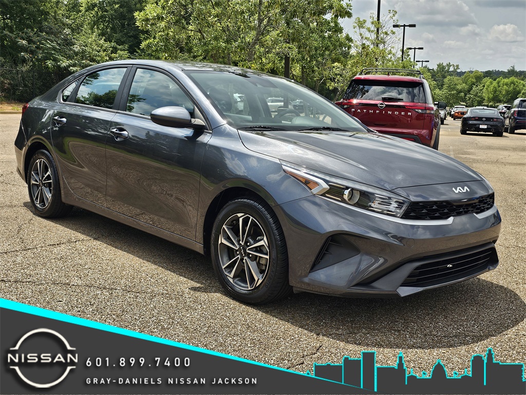 2023 Kia Forte LXS's photo