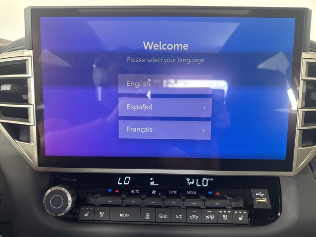 2026 Toyota Tundra Platinum CrewMax photo 15