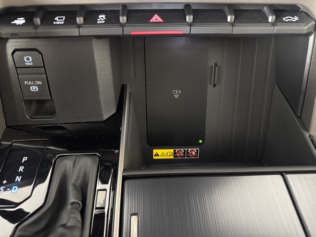 2026 Toyota Tundra Platinum CrewMax photo 16