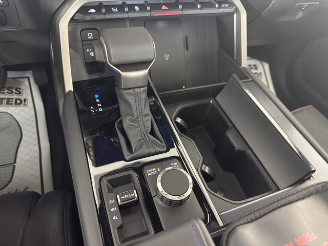 2026 Toyota Tundra Platinum CrewMax photo 17