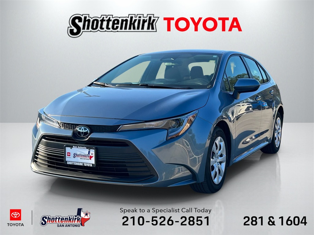 2025 Toyota Corolla LE